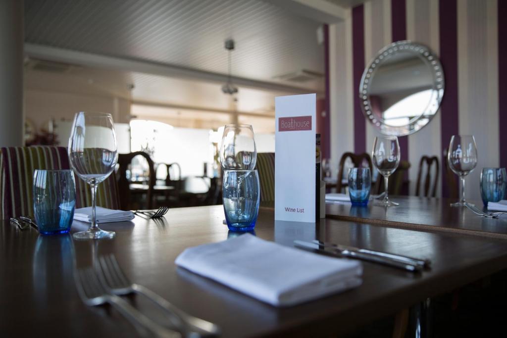 Boathouse Hotel Hythe  Εξωτερικό φωτογραφία