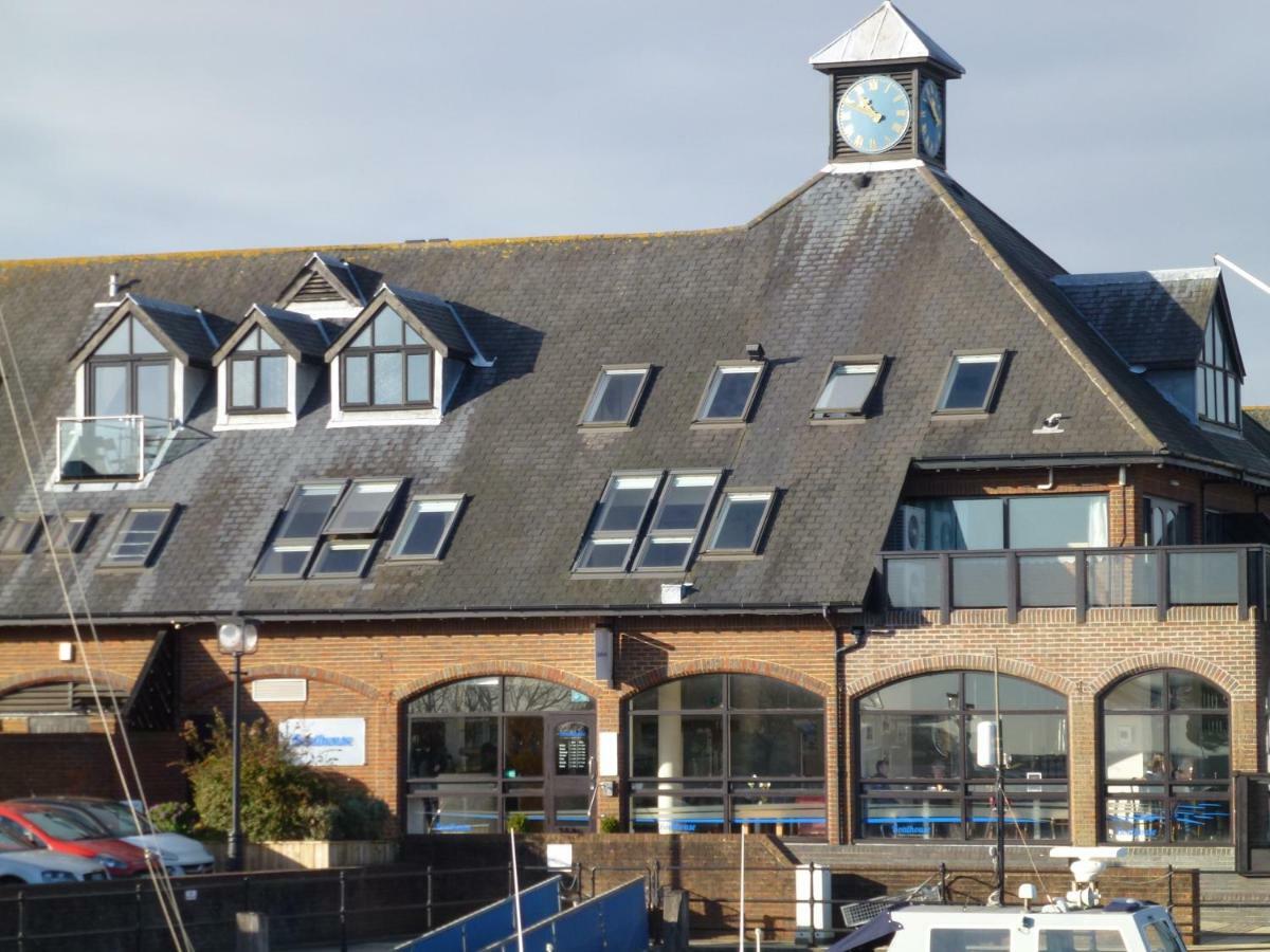 Boathouse Hotel Hythe  Εξωτερικό φωτογραφία