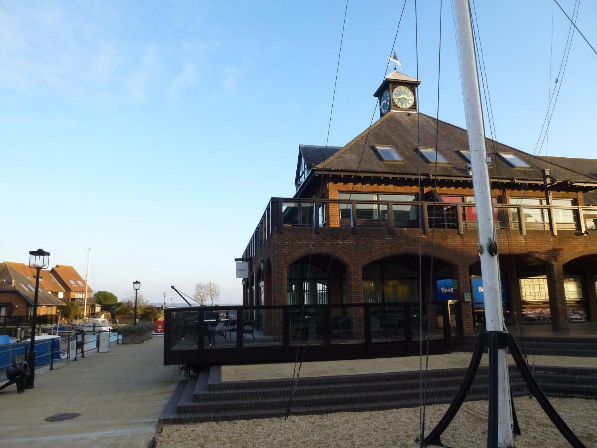 Boathouse Hotel Hythe  Εξωτερικό φωτογραφία